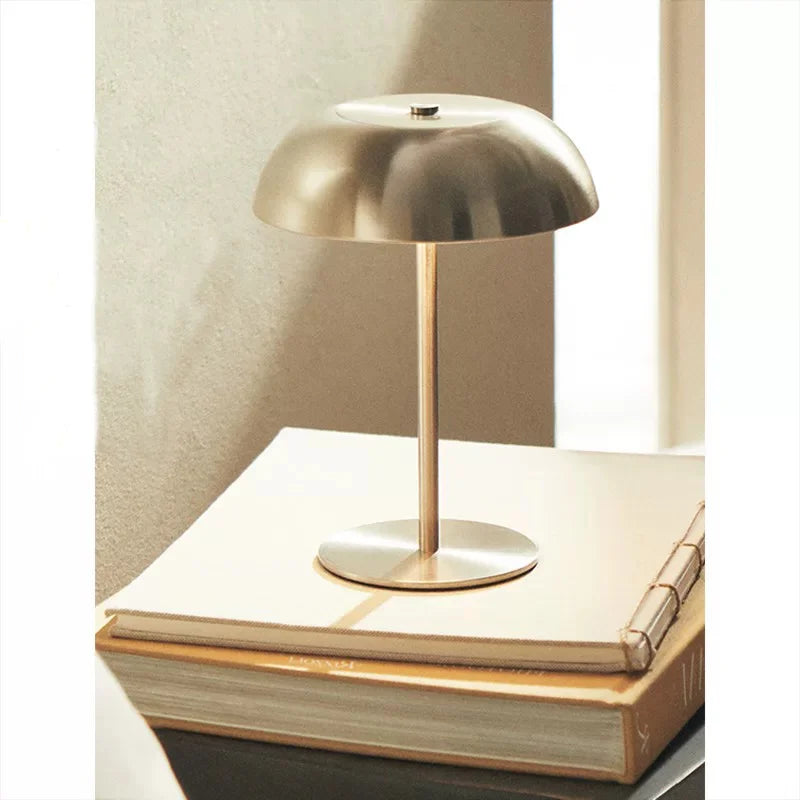 Alba Lamp