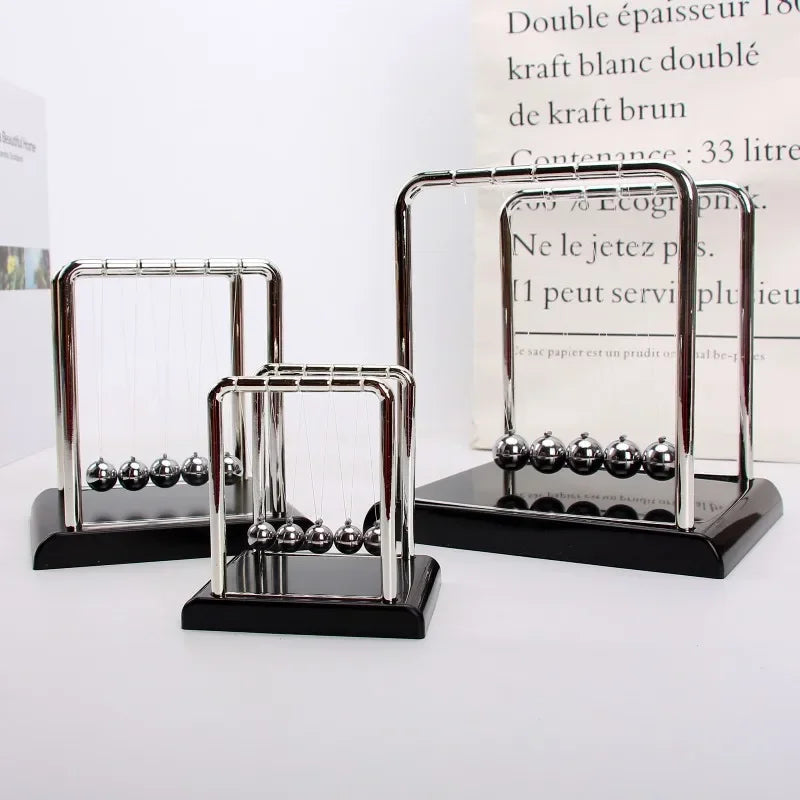 Newton Cradle Balance